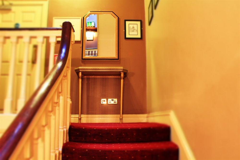 Lynams Hotel Дъблин Екстериор снимка
