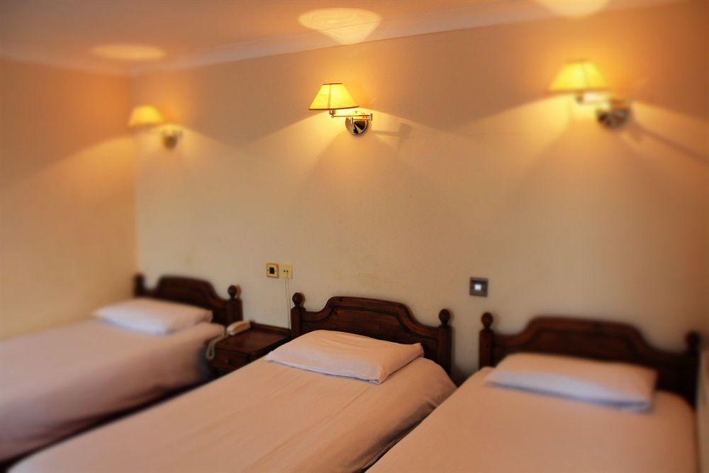 Lynams Hotel Дъблин Екстериор снимка
